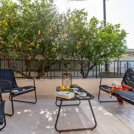 펜션 Mike's House In Near The Rhodes