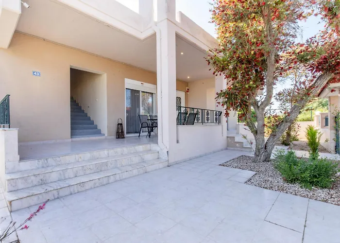 Mike's House In Near The Rhodes *